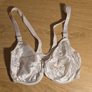 Victoria's Secret White Satin Full Coverage Front Clasp Bra 34D